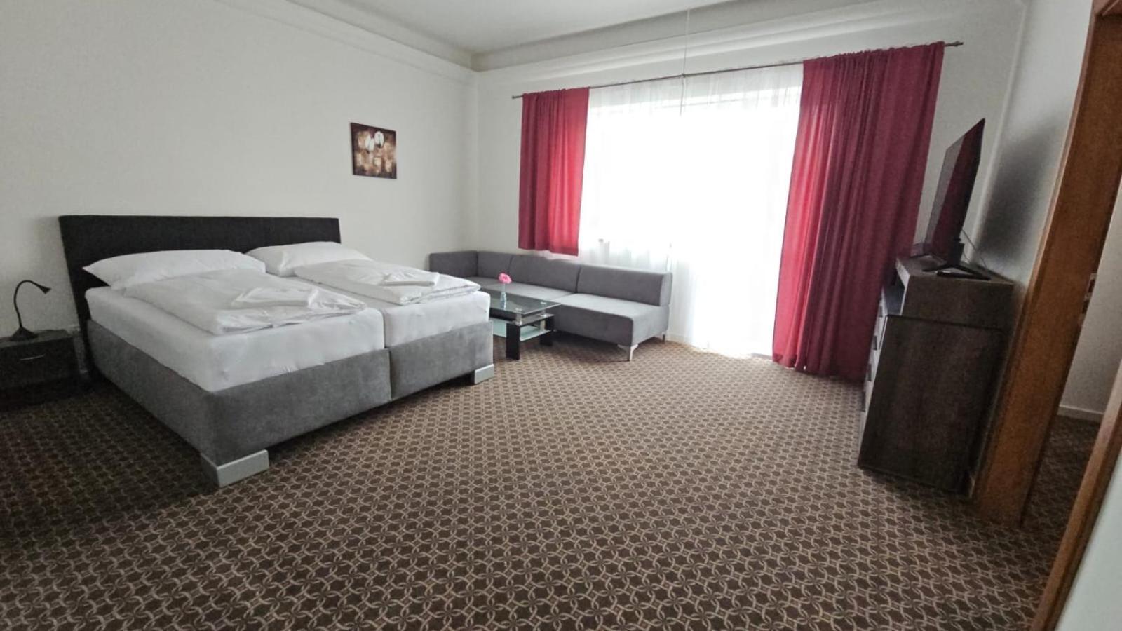 Apartmany Laguna Koprivnice Exterior photo