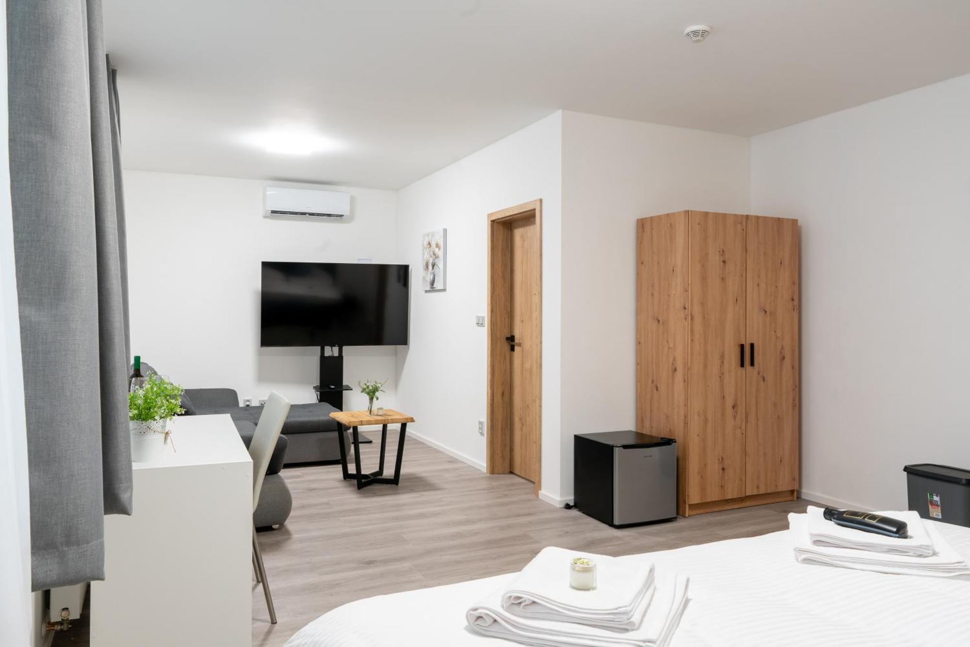 Apartmany Laguna Koprivnice Exterior photo